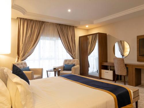 The Palaces Hotel Suites - Wadeen
