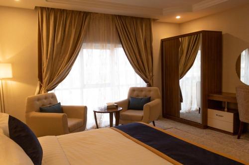 The Palaces Hotel Suites - Wadeen