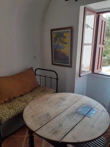 U Castellu Guesthouse - image 7