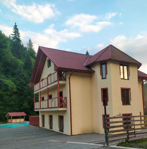 Lisnyi - Hôtel - Mijgiria