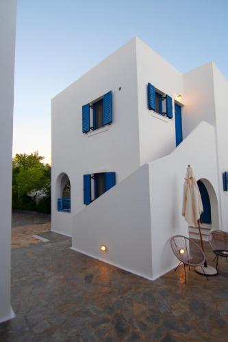  Kanellis Studios in Avlemonas