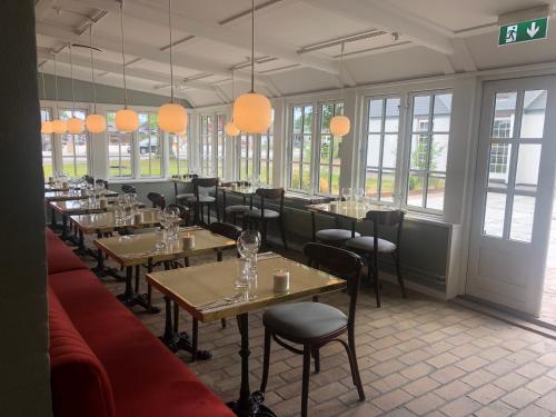 餐廳, Hotel Nørrevang in 伊德斯特納