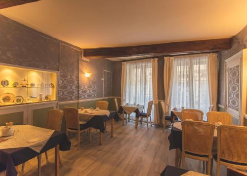 Ételek és italok, Hotel De La Banniere De France in Laon