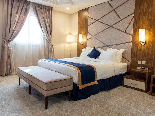 The Palaces Hotel Suites - Wadeen