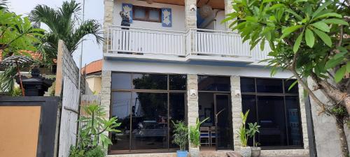Turtle Island Homestay - Benoa Bay