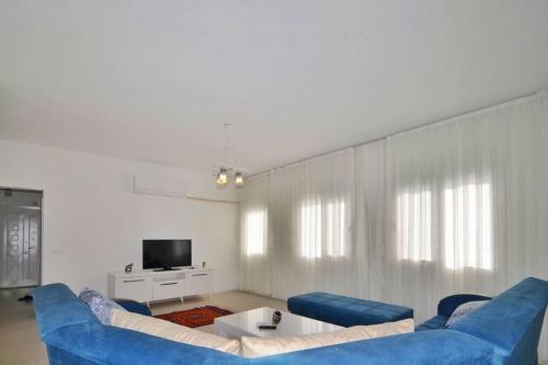 Kaputas Apart