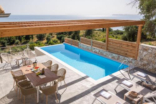 Horizon Ionian Villas in Perdika