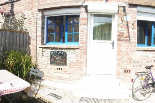 Charmant petit 2 pieces avec grande terrasse