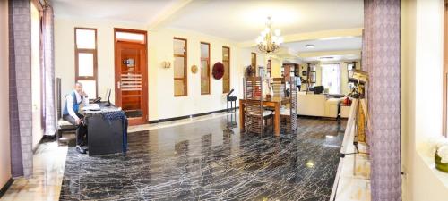 Tulia Boutique Hotel & Spa Ideally located in the prime touristic area of Arusha, Tulia Hotel & Spa promises a relaxing and wonderful visit. The hotel has everything you need for a comfortable stay. Service-minded staff will we