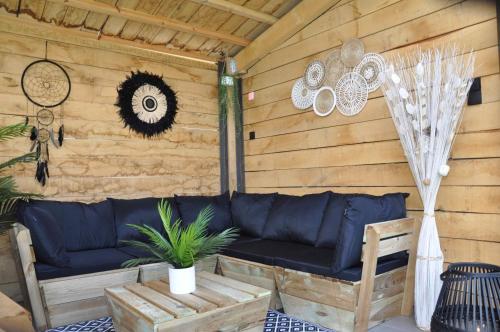 Oprema, Maison le 30 in Palenge