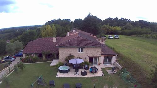 Maison viticole confortable avec vue panoramique gîte à louer Barie