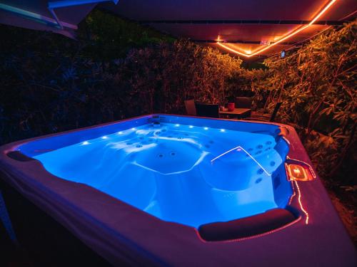 Apartments Johnny Split Croatia with Hot Tub, Spalato (Split) (foto 7)