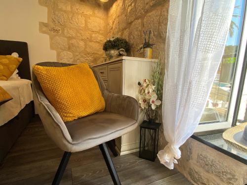 Waterfront Apartment PROSPER - Hvar