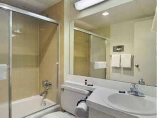 Super 8 by Wyndham Frederick in Frederick, USA