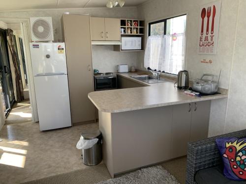 Konyha, Te Puru B8 - 2 bedroom chalet in Te Puru