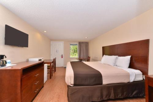 Americas Best Value Inn-Saint Clairsville/Wheeling in Saint Clairsville, USA