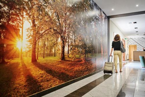 Park Hotel - image 8