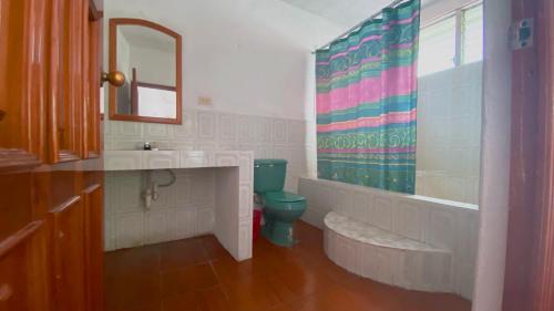 Banheiro, Hotel Posada Don Carlos in Panajachel