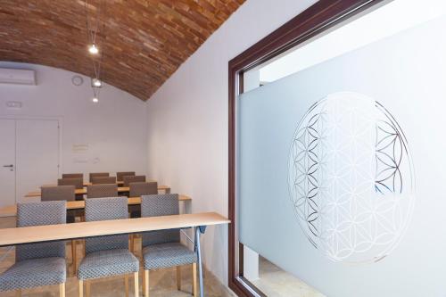 Ad Hoc Vitae Retreats & Health Only Adults