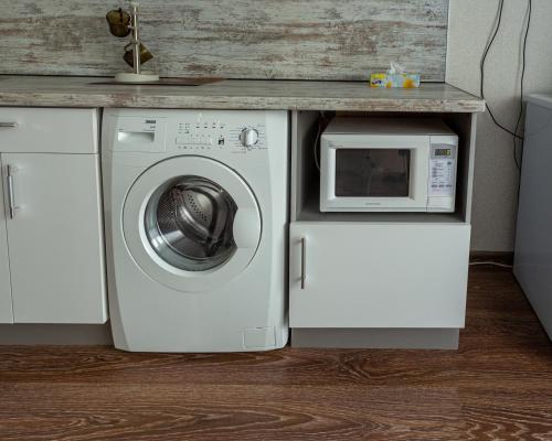 Apartment on Bratyev Kashirinyk 111 - image 8