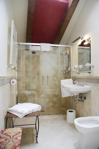 Standard Twin Room room in Albergo delle Drapperie