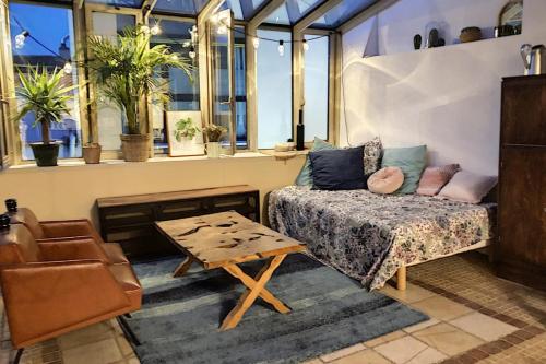 COSY house with swimming pool in NOVES gîte à louer Noves