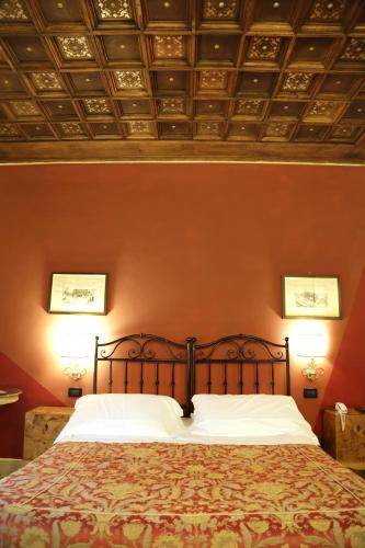  Albergo delle Drapperie in Bologna