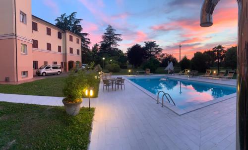 모데나 Hotel Le Ville 4성급 호텔 객실