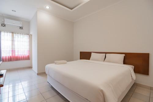 Rossan Villa Hotel near Sersan Bajuri RedPartner