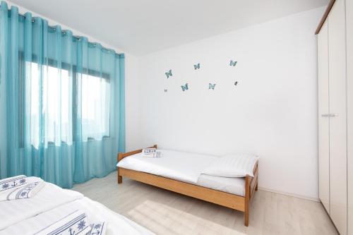 Apartment image 7