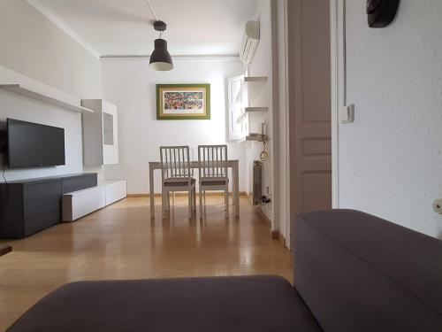 Apartment Sagrada Familia Grassot - Industria by Interhome, Барселона (фото 7)
