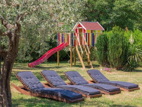 Holiday Home Gea by Interhome in Veliki Vareski
