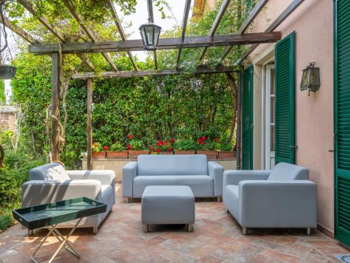 Villa Ca' del Vento by Interhome in 邦德歐比尼
