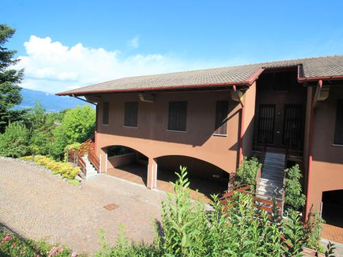  Apartment Roccolo Miralago by Interhome in Cerro Lago Maggiore