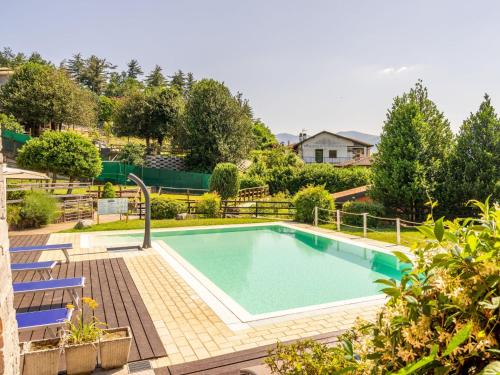 Apartment Residenza Agrifoglio-6 by Interhome in Luino