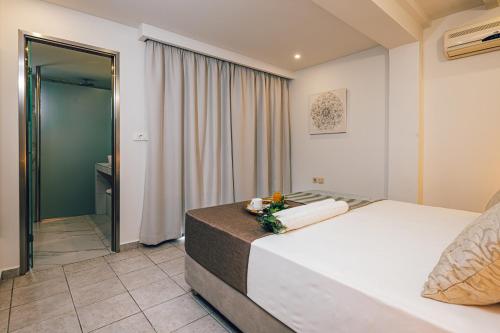 Tortuga Dafni Bay Villas on the beach - image 10