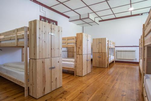 Single Bed in 10-Bed Dormitory Room