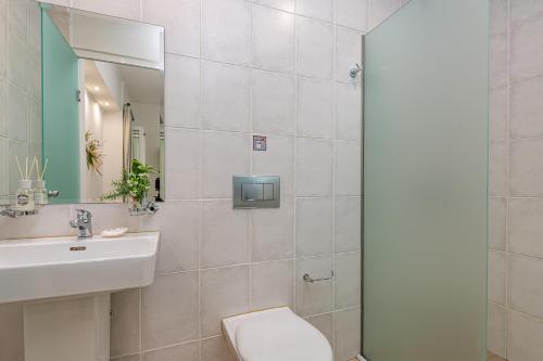 Tortuga Dafni Bay Villas on the beach - image 6