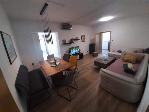  Apartments Borna in Drage