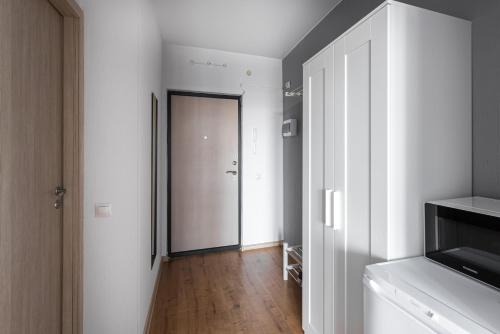 Marine Facade Apartments 6