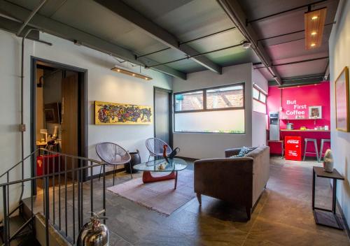 Lobby, The Yellow by DOT Boutique near Hospital Mexico Americano