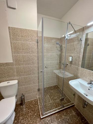 Thomas Hotel - image 11