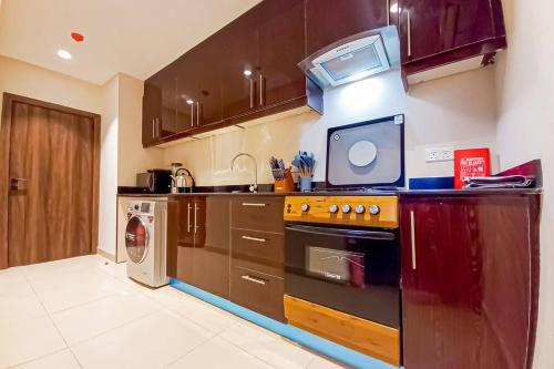 Great Oceanview apartment near Landmark Beach-2BR