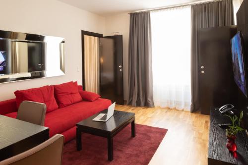 The Levante Rathaus Apartments - image 2