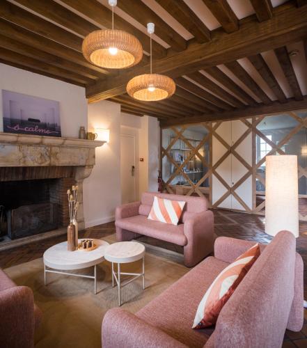 Фойє, Hôtel-Spa Ô Rouge - Gevrey-Chambertin - Teritoria (Hotel-Spa O Rouge - Gevrey-Chambertin - Teritoria) in Жеврі-Шамбертон
