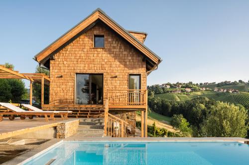  steiRerBLiCke- Chalet Hochgrailblick, Unterkunft in Teufenbach