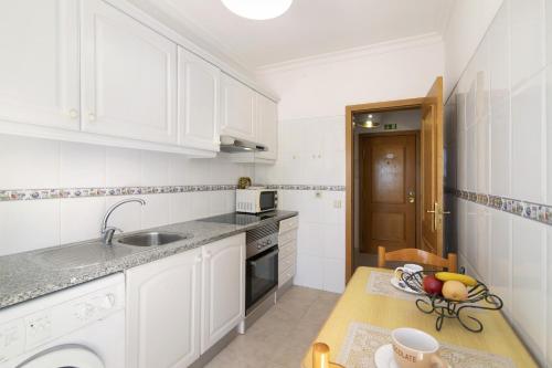 Kitchen, Nau Berrio 2ºd - Vista Mar in Armacao De Pera