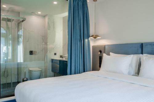 Hotel Abanotubani Room Type - Deluxe Double Room with Bath
