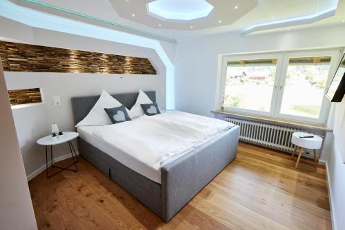 NEU RENOVIERT - Auszeit fur 2 am Tegernsee by stayFritz