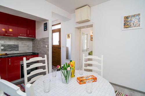 Apartment Luka - image 7